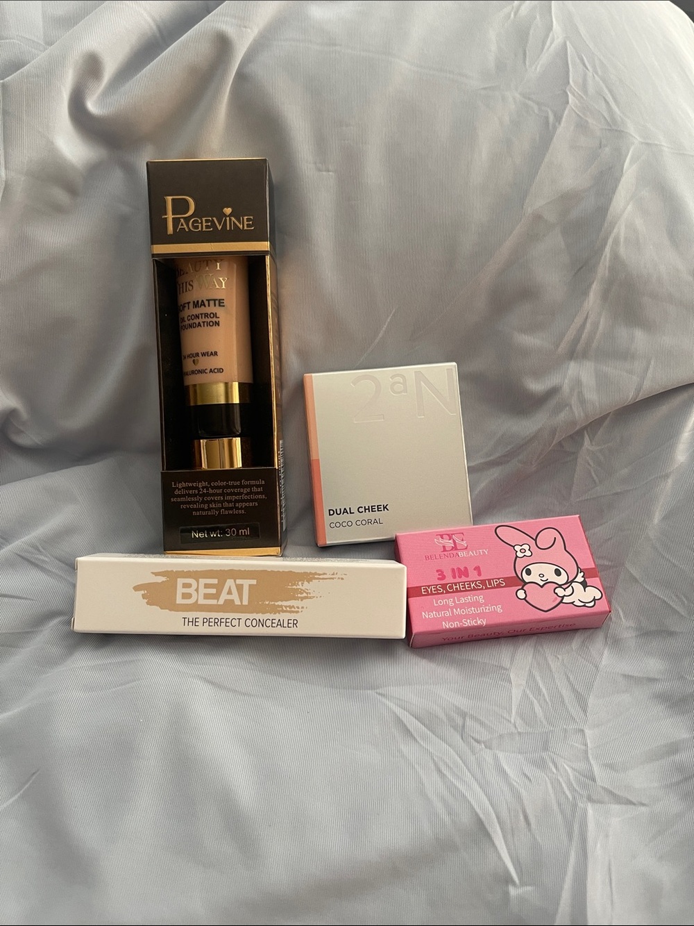 Soft Matte Foundation #4, blush, light concealer